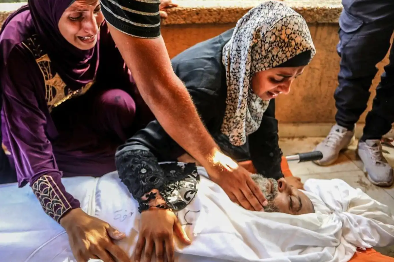 Gazze'de şehit sayısı 71 bin 266'ya yükseldi