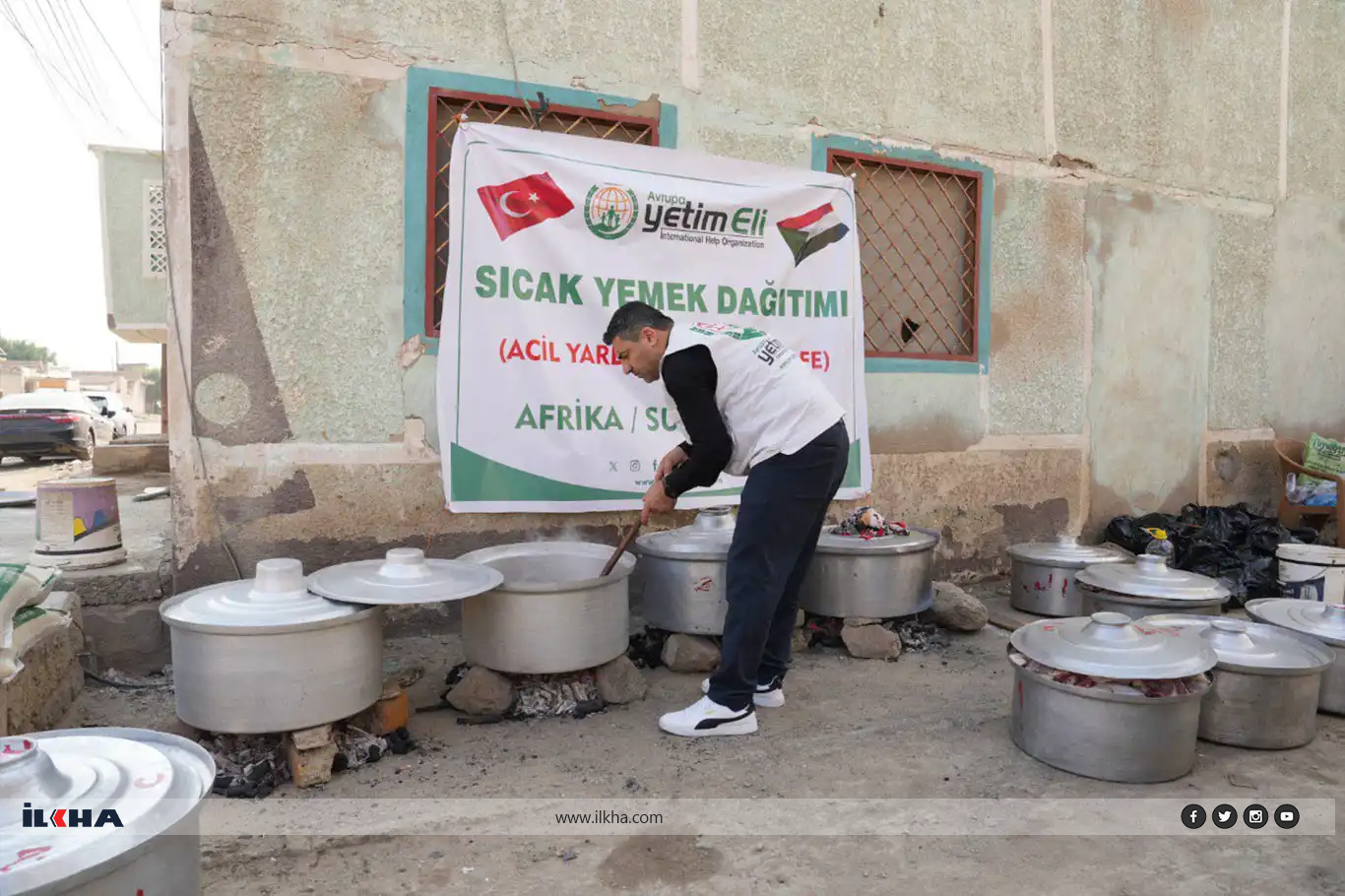 وقف يد اليتيم الأوروبي تقدّم وجبات ساخنة لآلاف المتضررين من الحرب في السودان