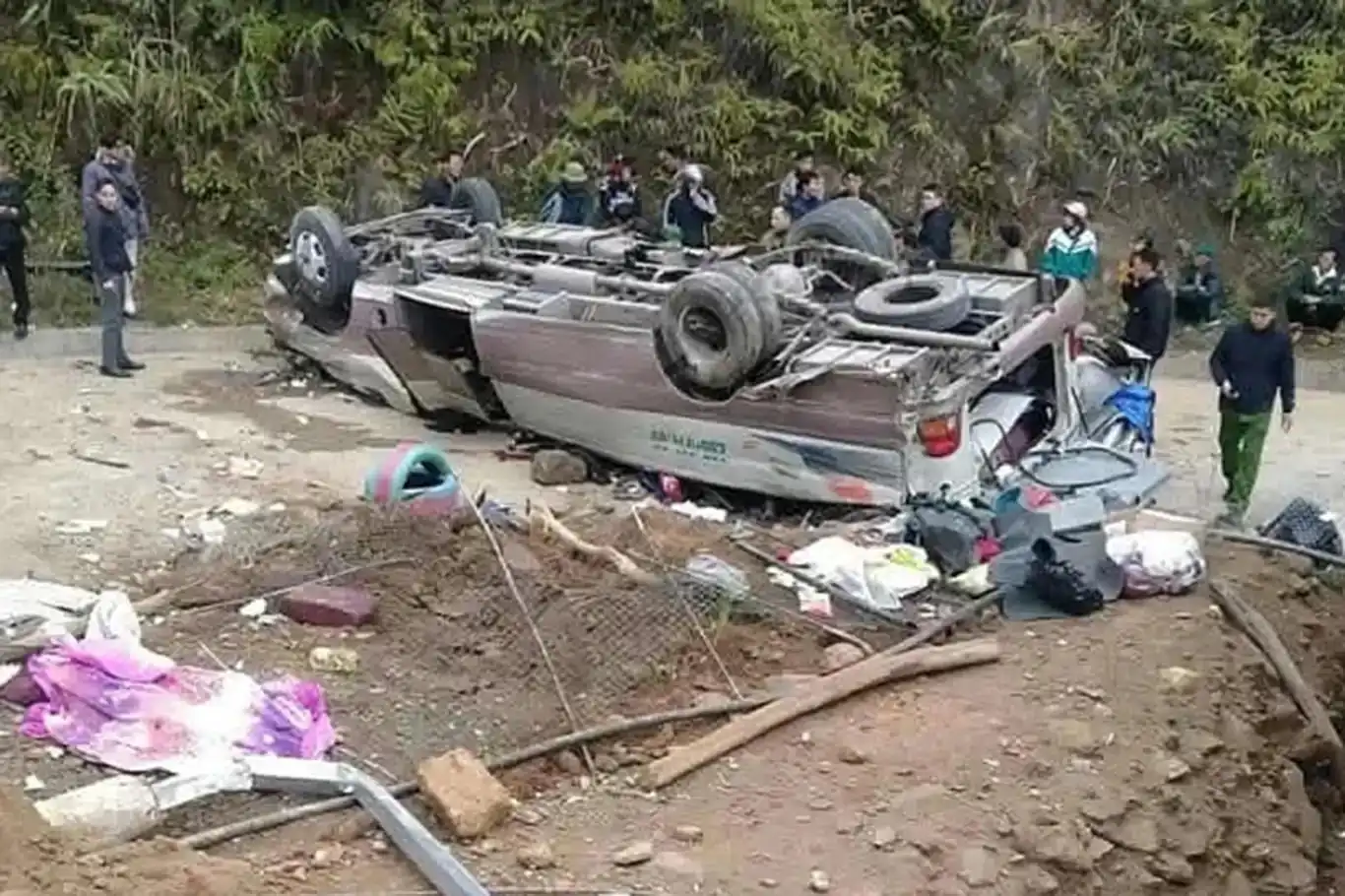 Li Vîetnamê otobûs qulipî: 9 mirî, 9 birîndar