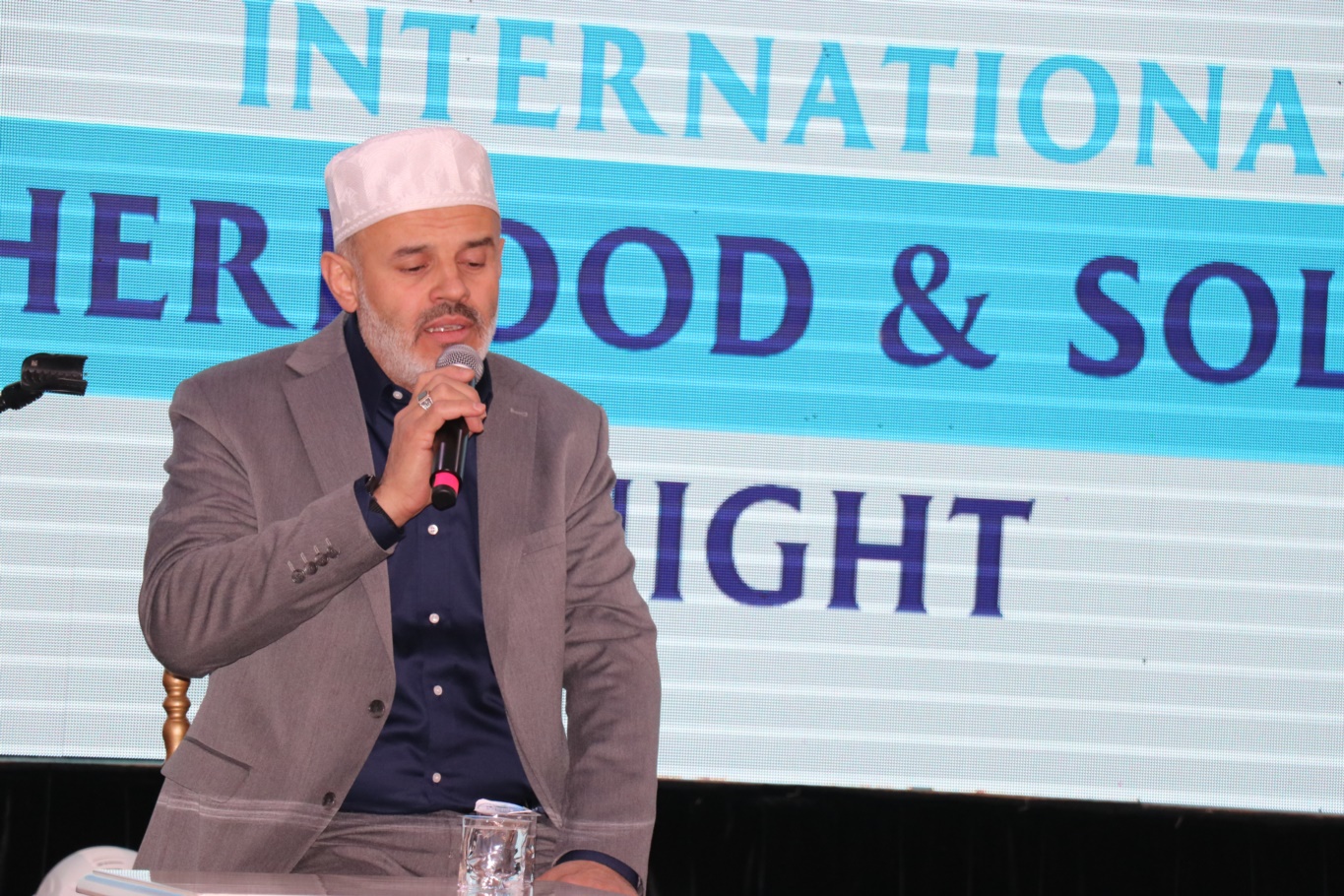 Emrullah Kahraman - Melike Hatun Cami İmam Hatibi