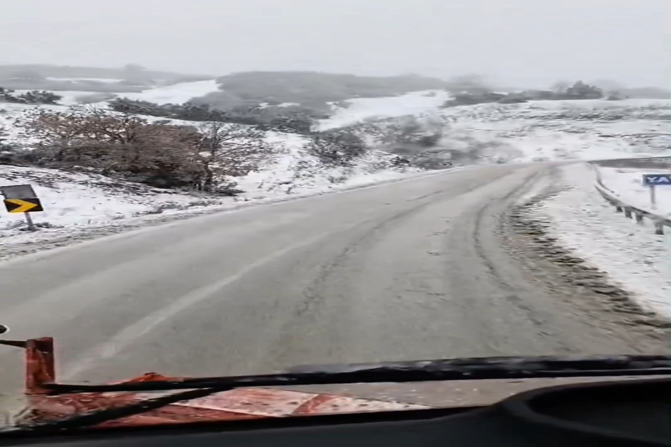 Bursa’nın yüksek kesimlerinde kar yağışı etkili oluyor