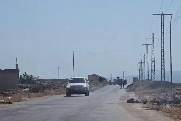 قوات الاحتلال الصهيوني تعتقل خمسة سوريين خلال توغل عسكري قرب بلدة كودنة في ريف القنيطرة