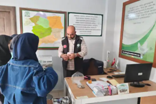 Medrese öğrencileri harçlıklarını Gazze'ye bağışladı