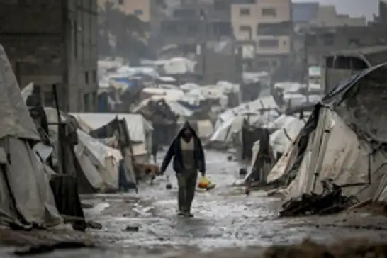 الاحتلال الصهيوني يستمر بشن الغارات الجوية والقصف المدفعي على غزة