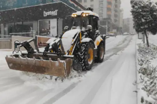 Mardin ve ilçelerinde kar yağışı 