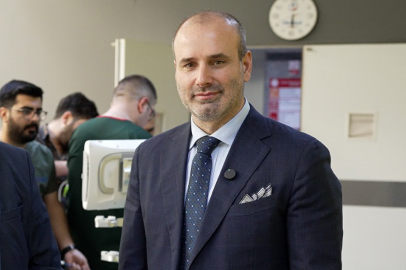 Ürolojik Cerrahi Derneği Yönetim Kurulu Üyesi Dr. Hüseyin Eren