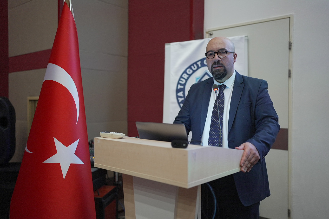 Üroloji Uzmanı Dr. Mehmet Levent Akbulut