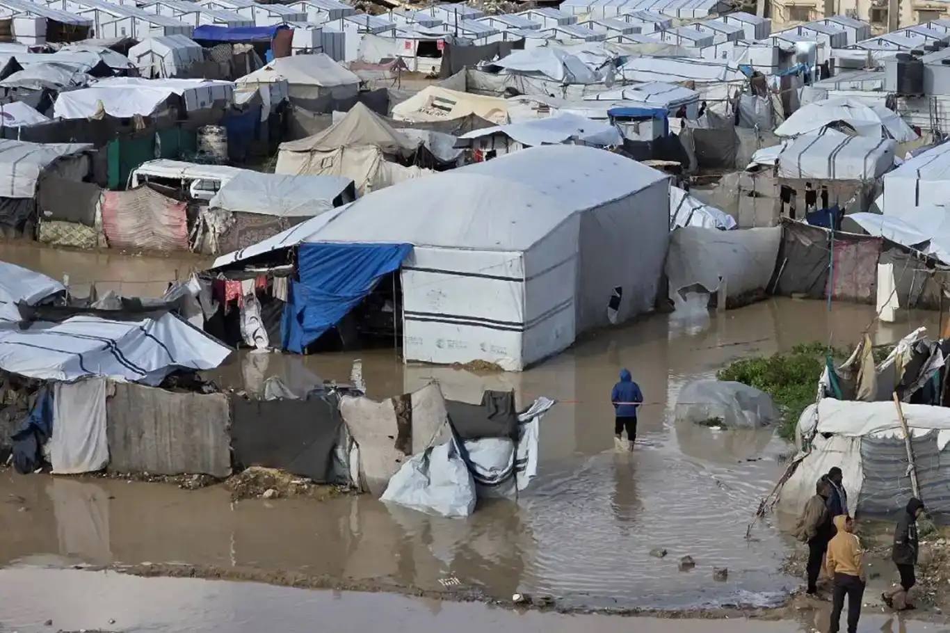 سرما و باران، فاجعه را در غزه عمیق‌تر می‌کند