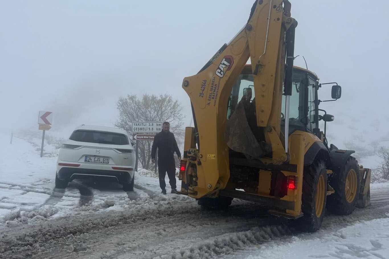 Batman'da kar nedeniyle 20'den fazla köy yolu kapandı