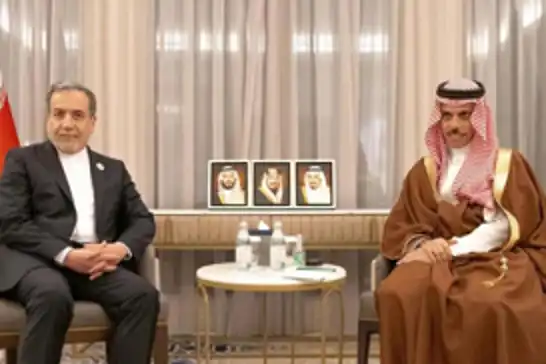 İran, Yemen'deki durumu Suudi Arabistan ve BAE ile görüştü