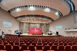 Iraq’s newly elected parliament holds first session amid political bargaining