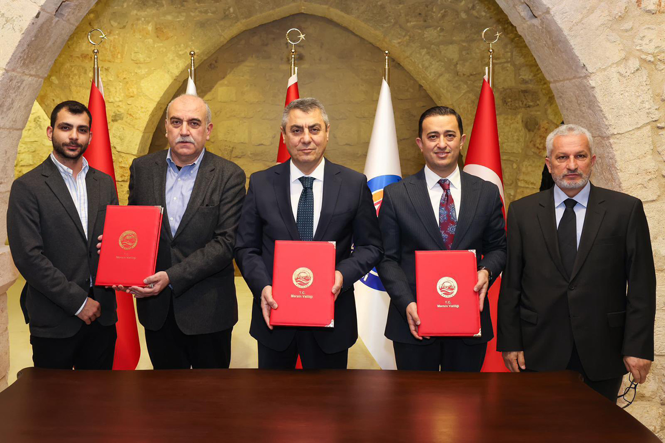 Mersin’de sağlık alanına anlamlı bağışlar: Aile sağlığı merkezi ve mobil mamografi aracı