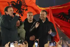 Kosova'da mevcut Başbakan Kurti zaferini ilan etti