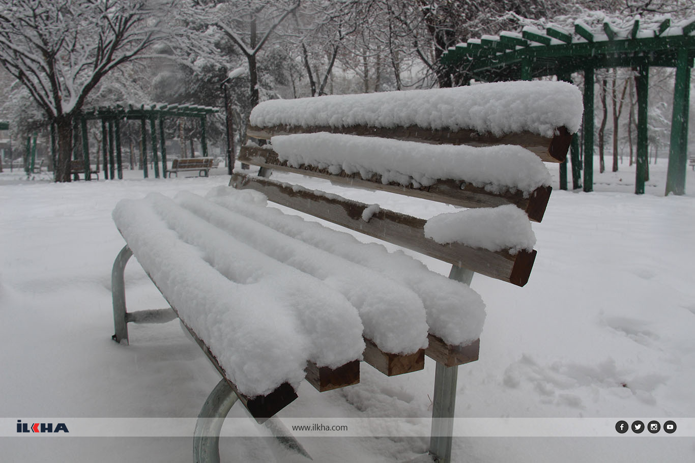 f8e5bb4e-f74f-40e4-ac82-454bf8980c62