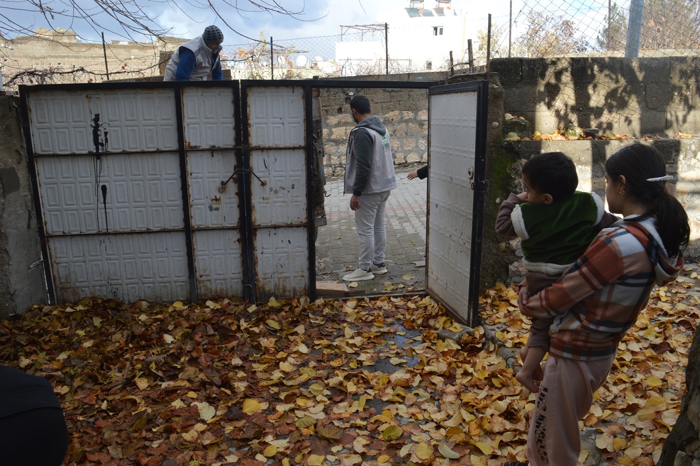 Siirt'te ihtiyaç sahibi ailelere 25 bin lira yardım