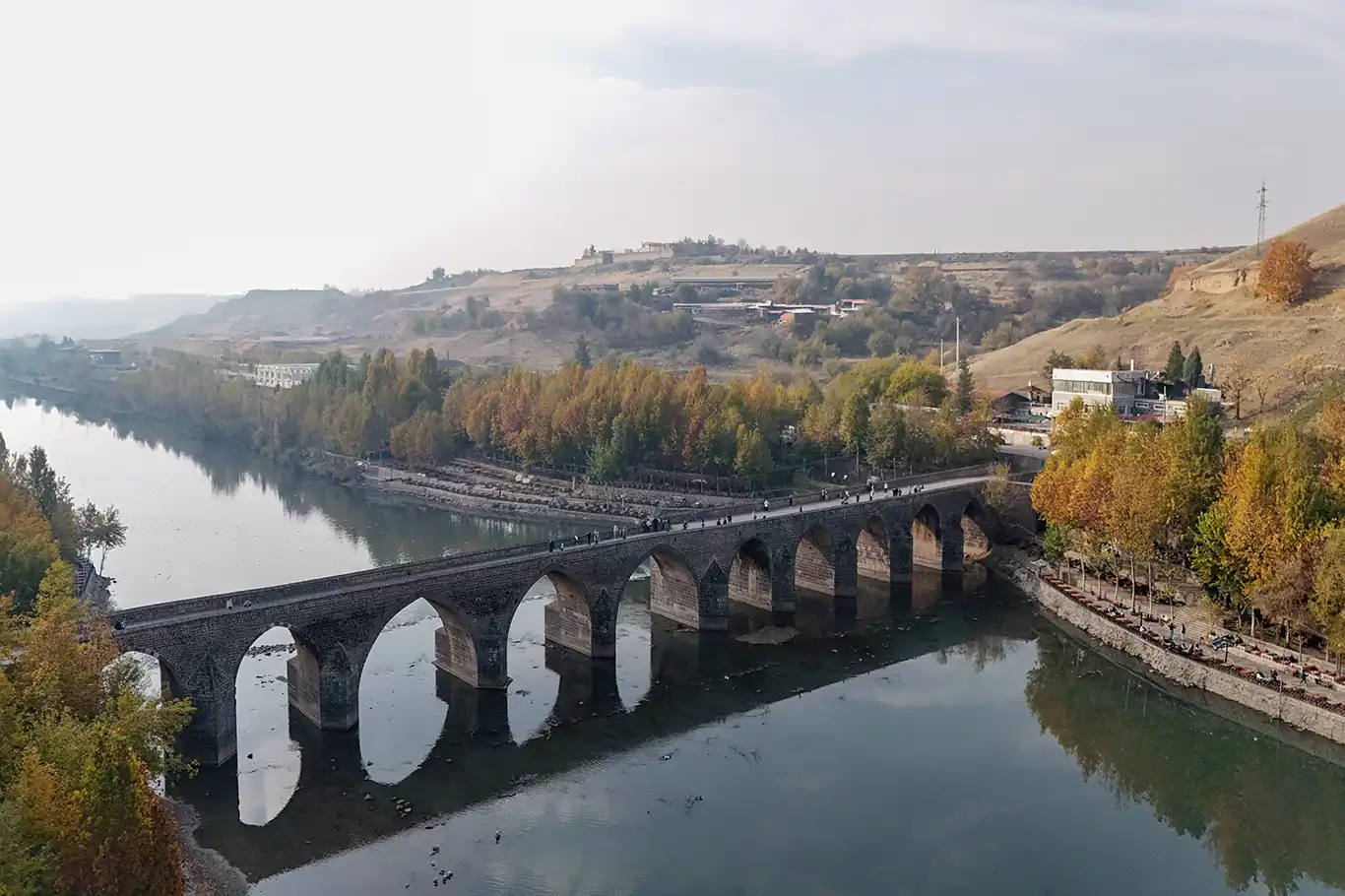 Meteoroloji: Ülke genelinde açık ve sıcak hava hâkim olacak
