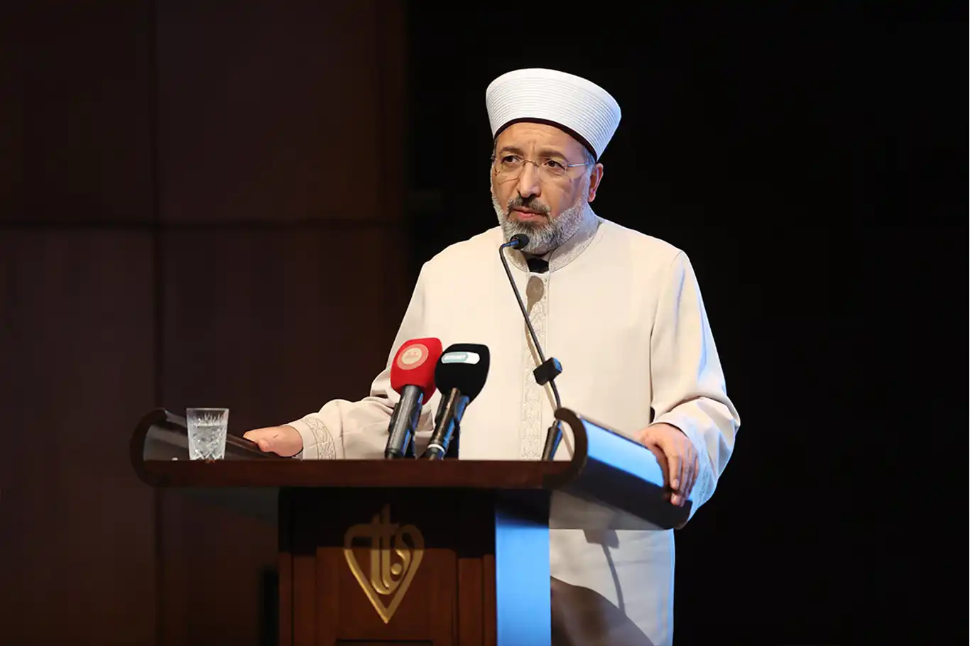 Diyanet İşleri Başkanı Arpaguş:  Dinimiz dezavantajlı kesimlerin ihtiyaçlarıyla ilgilenmeyi teşvik eder