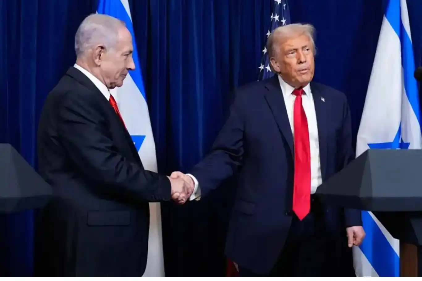 عقب لقائه نتنياهو..ترامب يهدد حماس وإيران مجدداً