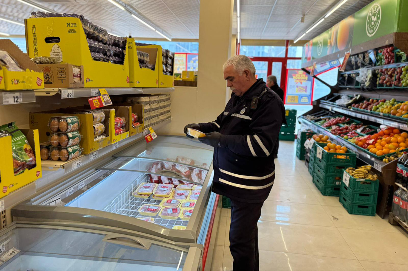 Yeşilyurt'ta zabıta ekipleri denetimleri artırdı