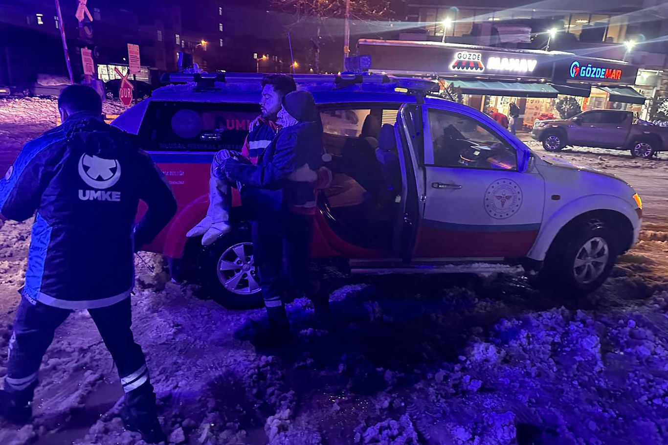 Zorlu kış şartlarında hastaya UMKE desteğiyle zamanında müdahale