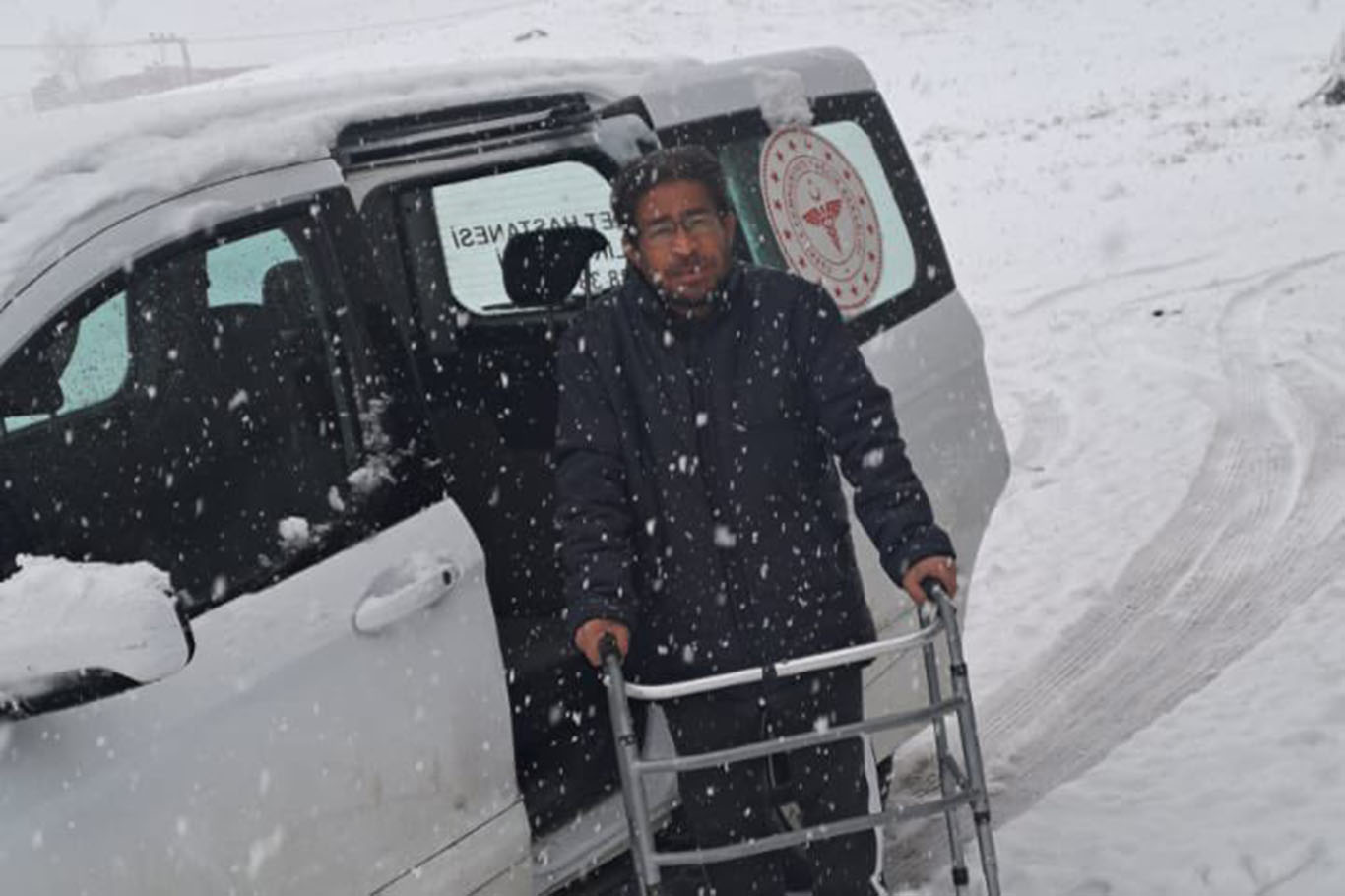 Batman'da mahsur kalan hastalar kurtarıldı