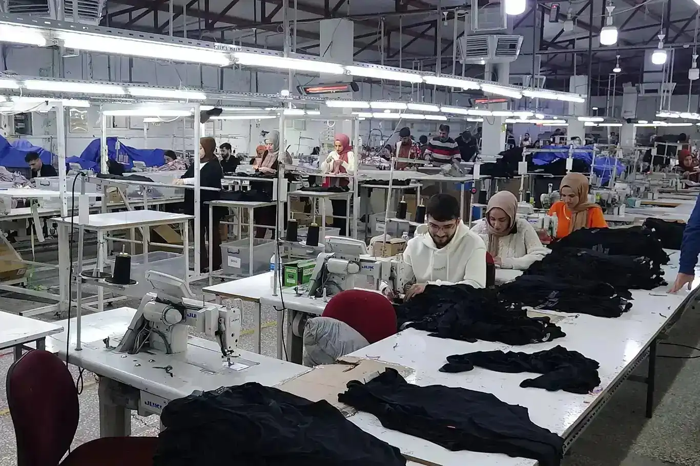 Türkiye’s unemployment rate rises to 8.6% in November