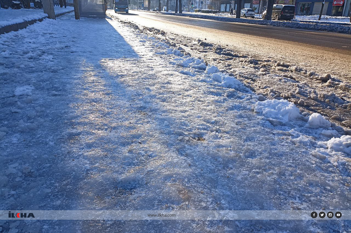 ee8dcbdd-9127-4474-9d83-b49fbda10b0f