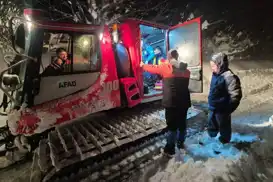 Kastamonu’da karla kapanan köydeki hasta hastaneye yetiştirildi