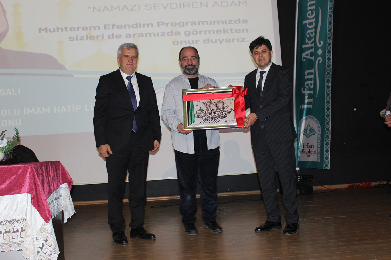 Mersin'de “Ailede Namaz” konulu konferans 