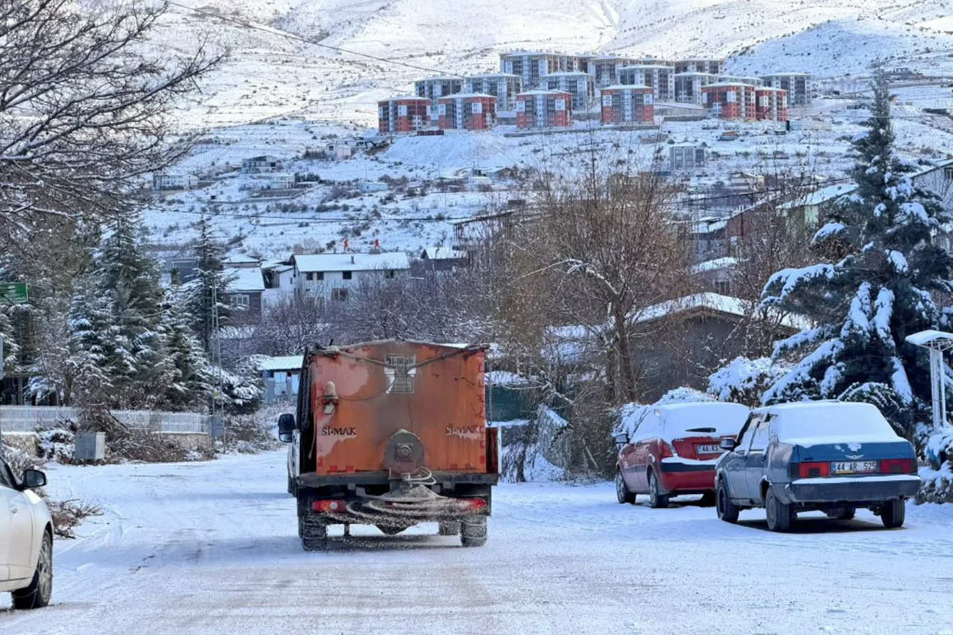 Malatya 2 günün ardından tekrar beyaza büründü