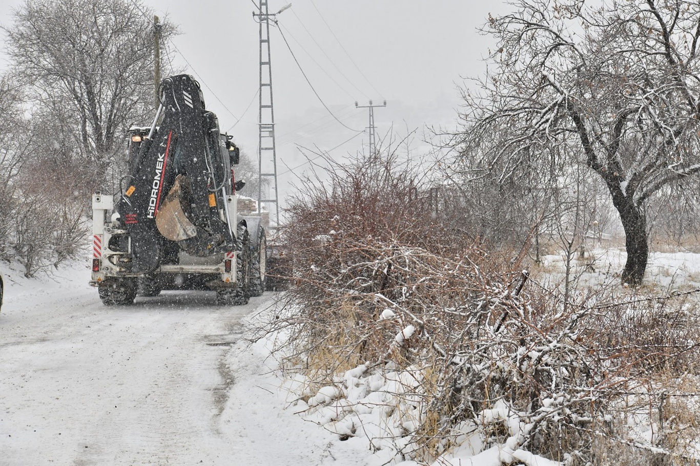 Malatya 2 günün ardından tekrar beyaza büründü
