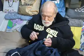 67 yıldır aynı yerde terzilik yapıyor