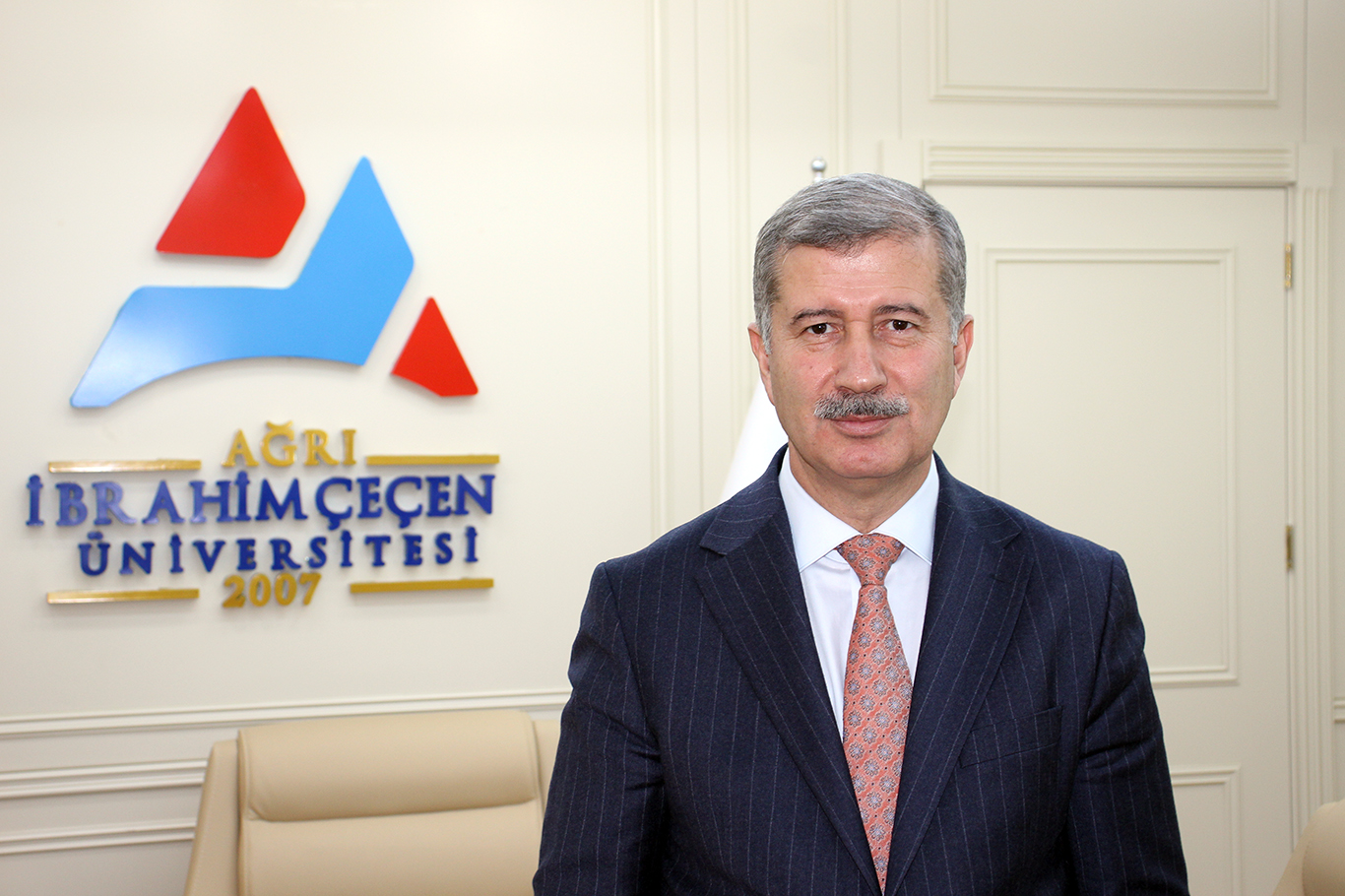 AİÇÜ Rektörü Prof. Dr. İlhami Gülçin