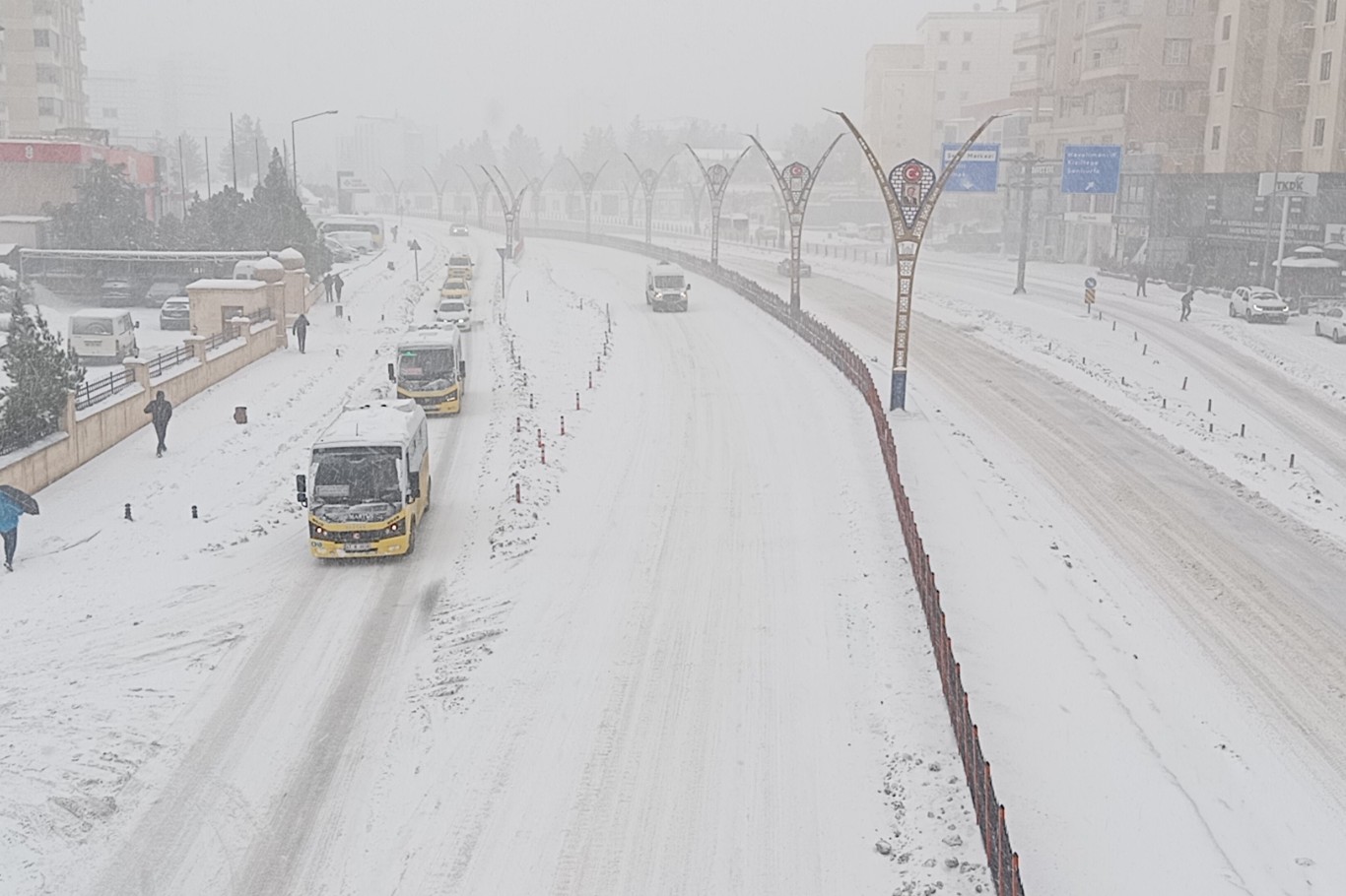 Mardin’de 140 yerleşim yerinin yolu ulaşıma kapandı