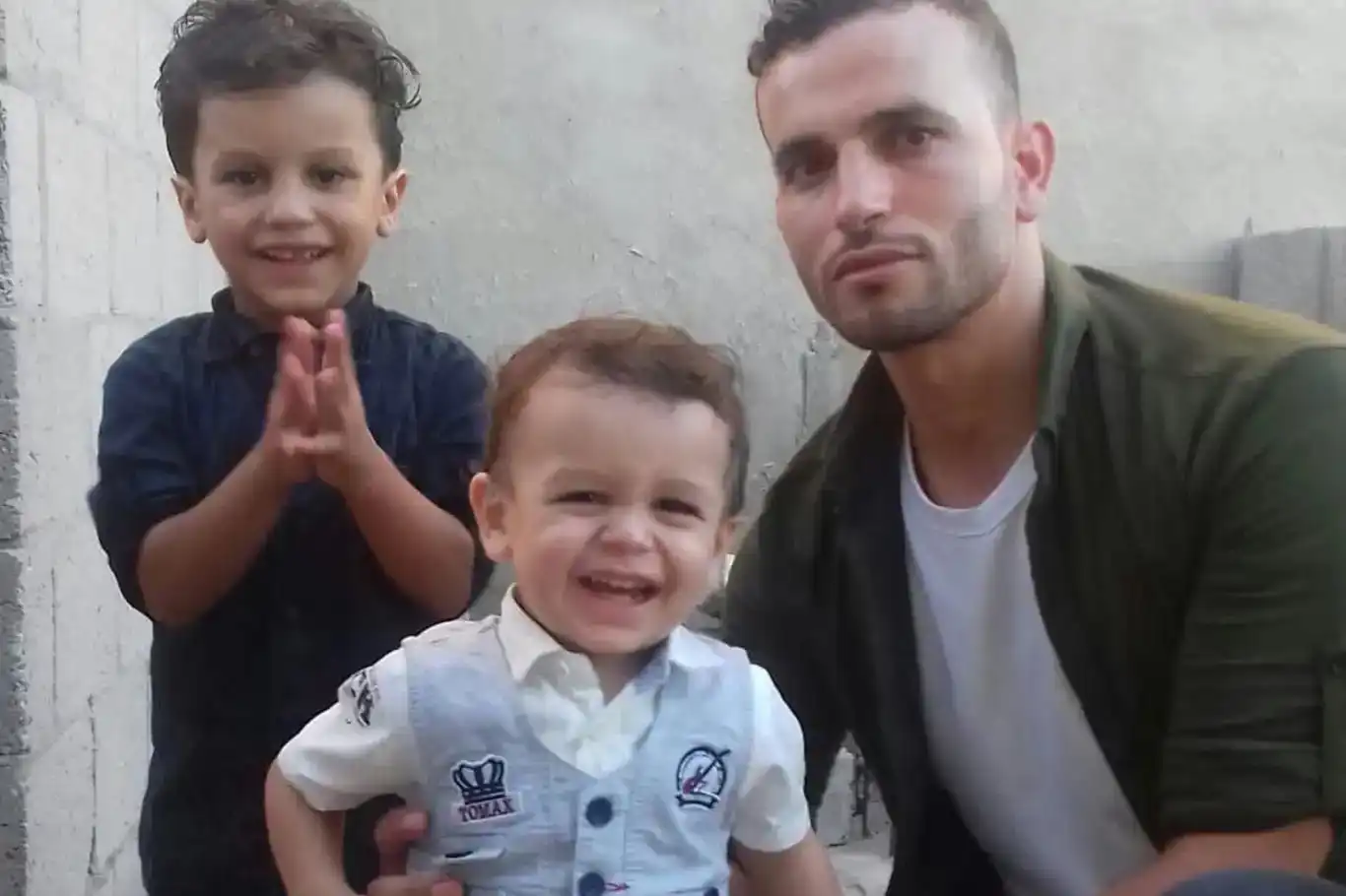 هێرشی سەهیۆنییەکان بۆ سەر خێمە مەدەنییەکان لە غەززە: ٦ شەهید و ٣٢ بریندار