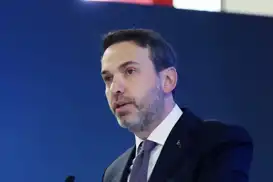 Bayraktar: Rusya ile gaz alım kontratları bir yıl uzatılacak