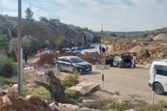 اشغالگران ورودی بلدۀ زاویه را ۶ روز است مسدود کرده اند