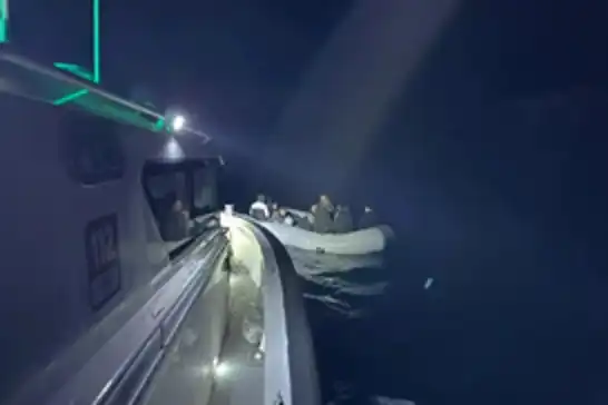 Li peravên Îzmîrê 59 koşber neqanûnî hatin xelaskirin, 62 jî hatin qefaltin