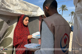 مع  تفاقم الأزمة الإنسانية وقف الأيتام يواصل توزيع الوجبات الساخنة يوميًا في غزة