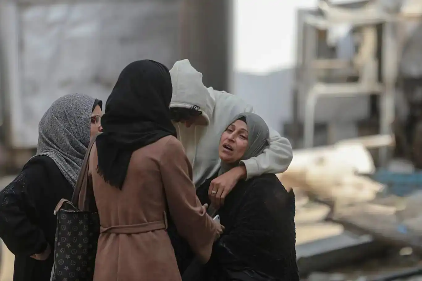 شهادت مادری به همراه پسرش در غزه با تیراندازی اشغالگران 