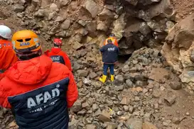 Define arandığı iddia edilen ve bir kişinin öldüğü mağara tüneli kapatıldı