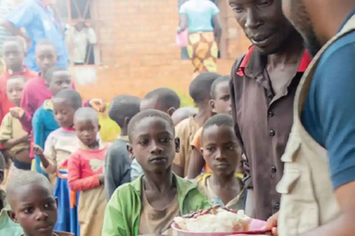 برنامج الأغذية العالمية يحذّر من “كارثة جوع” في الكاميرون ويطلق نداءً عاجلاً للتمويل