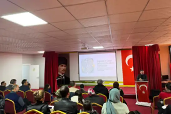 Çamlıca Kolejinde "Aile ve Çocuk İletişimi" semineri