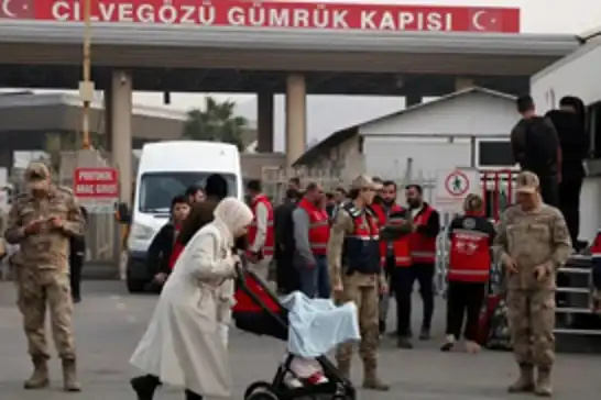 وزير الداخلية التركي يعلن عدد السوريين العائدين إلى بلادهم