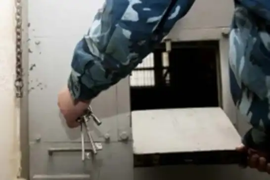 Özbekistan'da 615 mahkum için af kararı