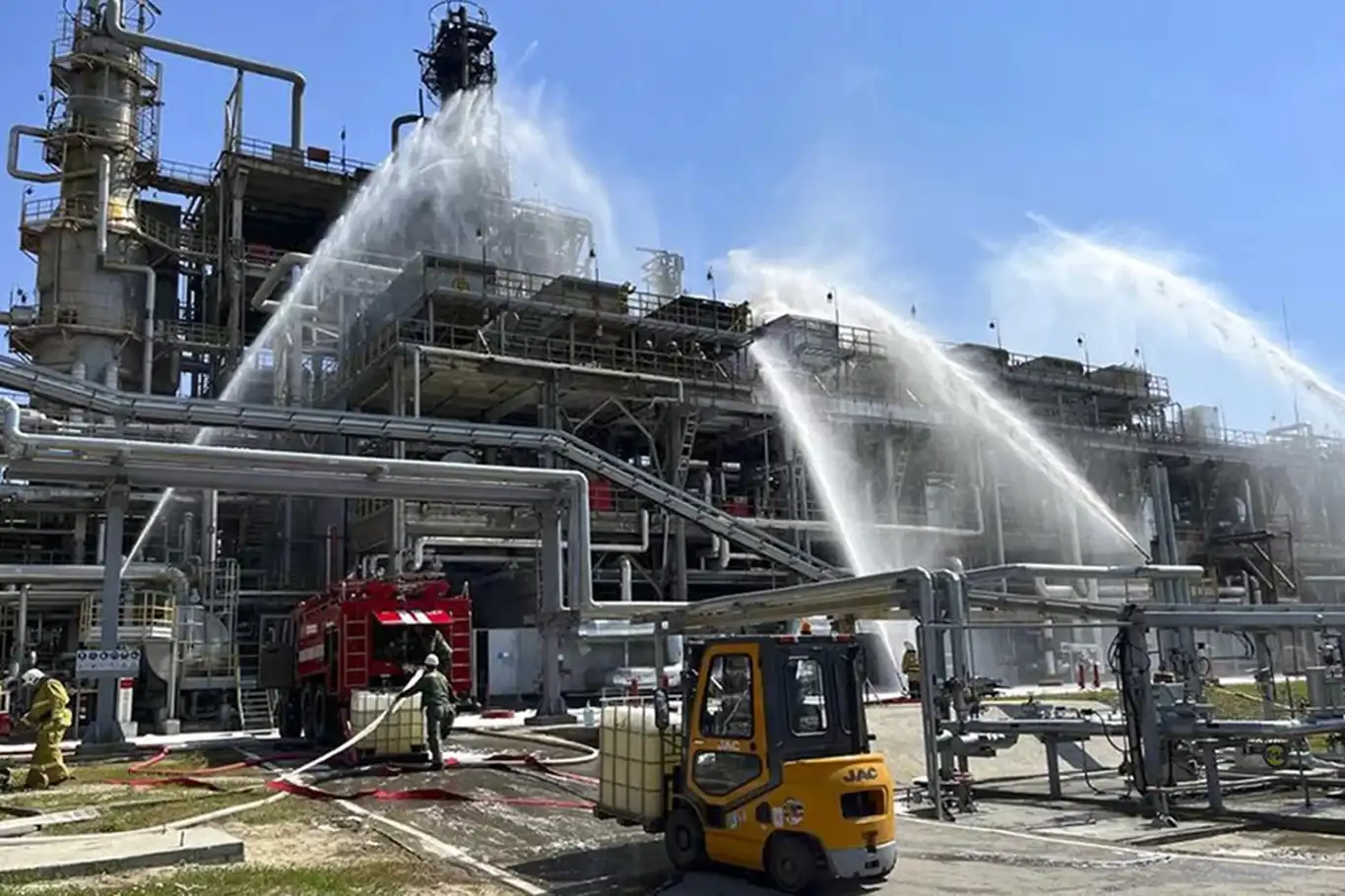 Rusya'da petrokimya fabrikasına İHA saldırısı: Üretim durdu