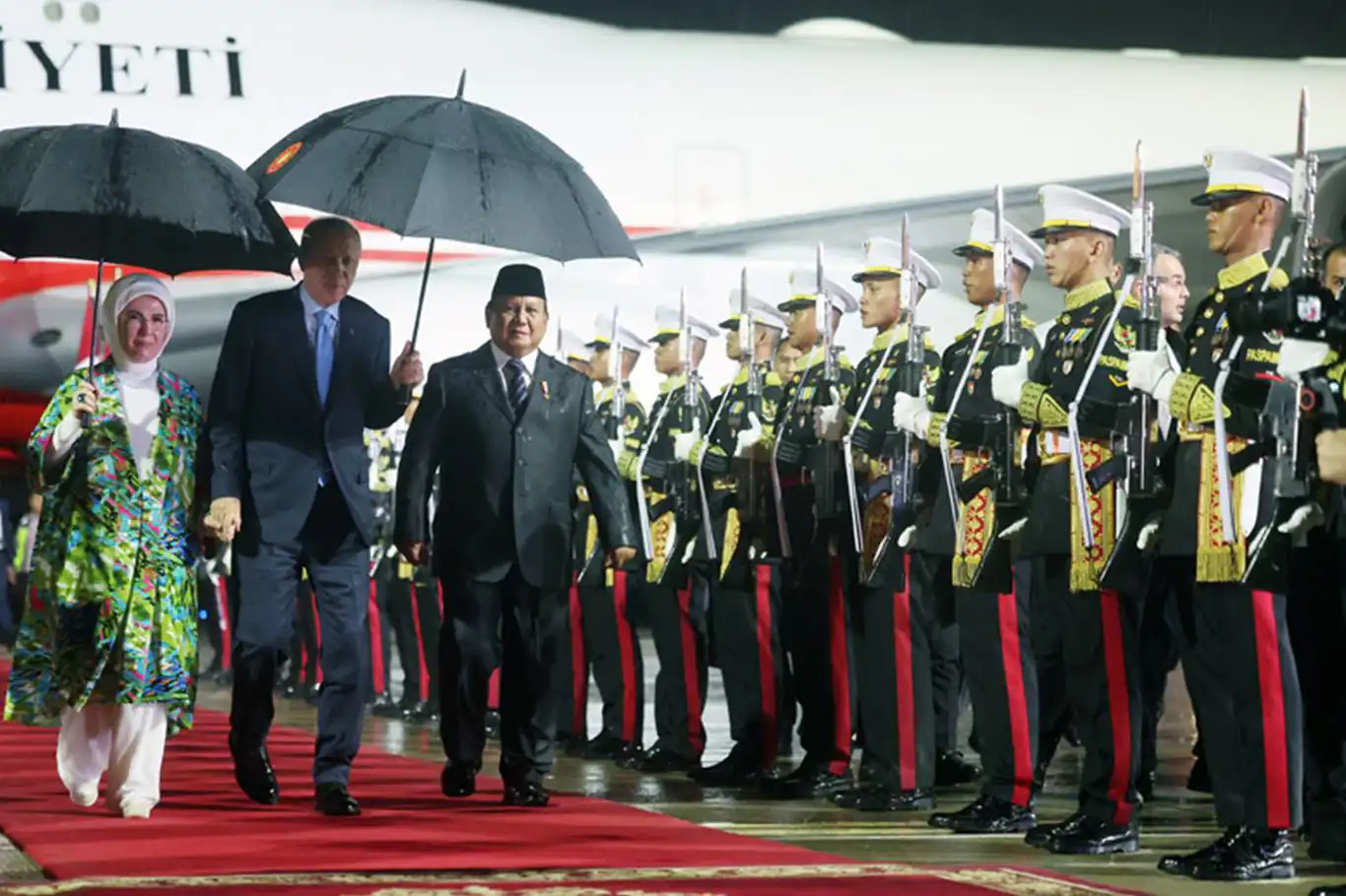 President Erdoğan arrives in Jakarta for official visit