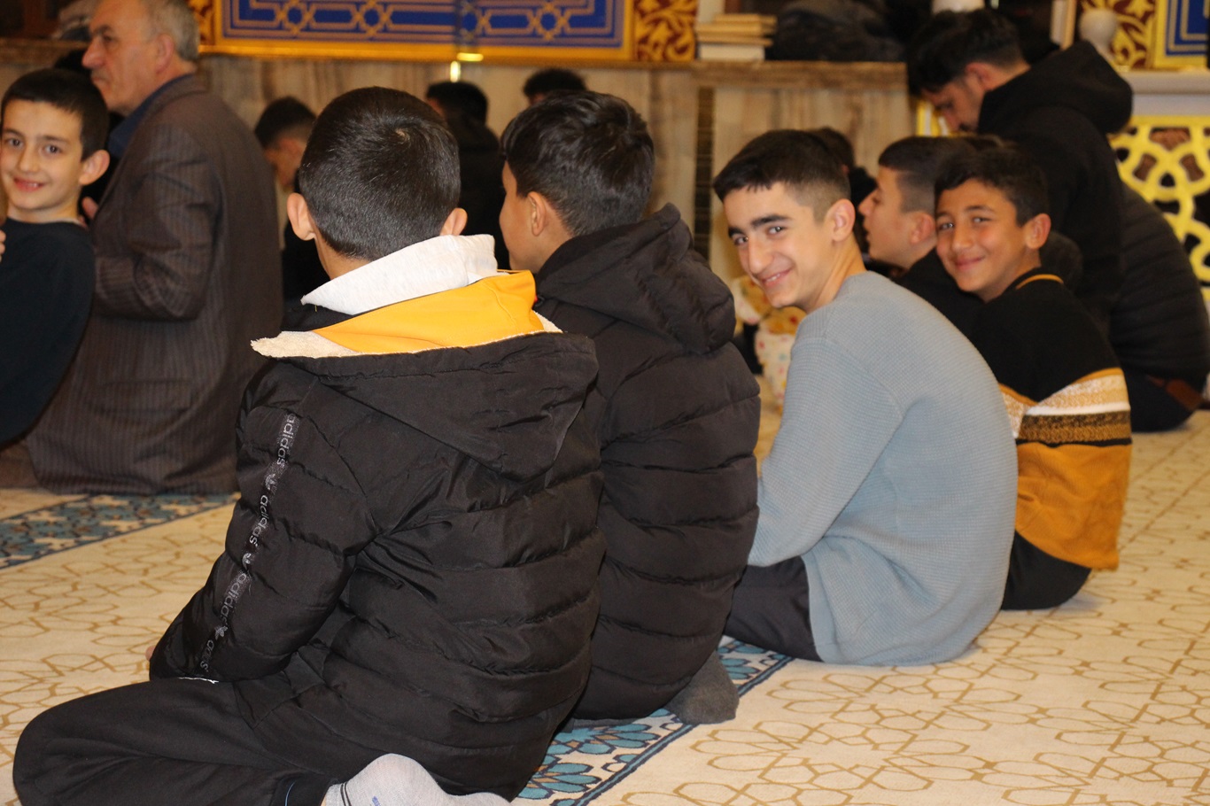 Ağrı'da Beraat Kandili ihya edildi