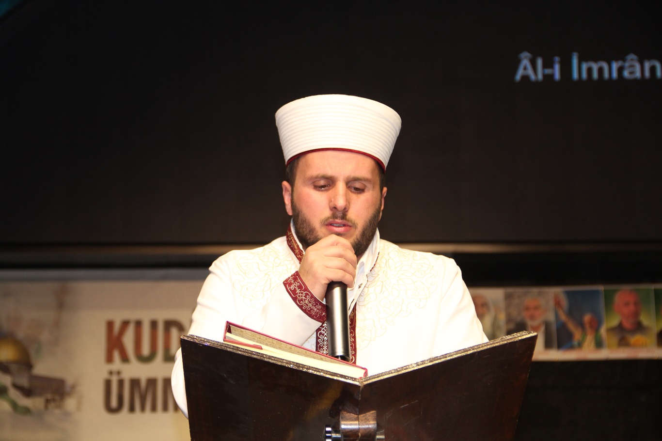 Çelik: Şehadet bilincini nesilden nesile aktarmalı ve çocuklarımızı bu aşkla büyütmeliyiz