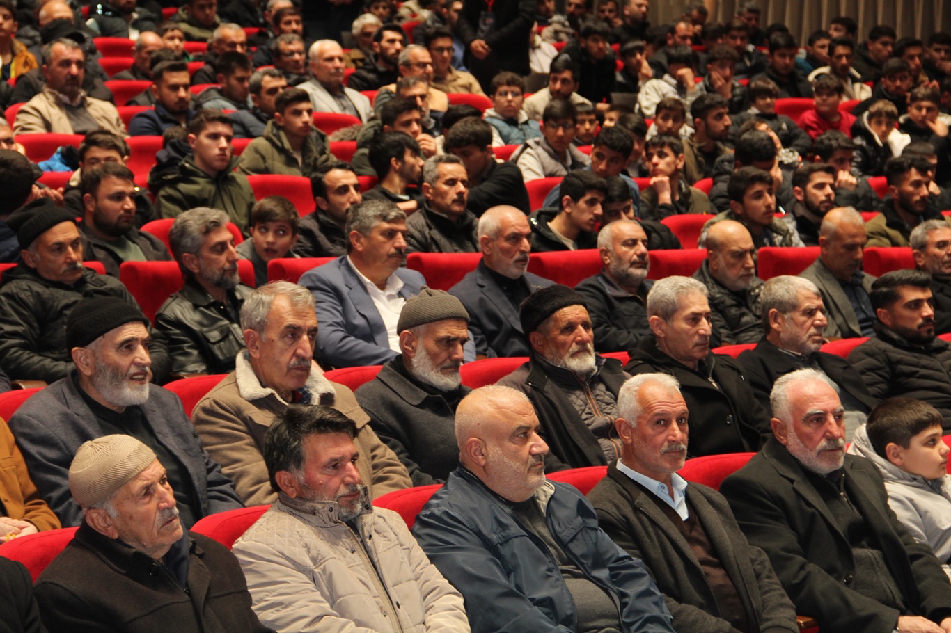 Çelik: Şehadet bilincini nesilden nesile aktarmalı ve çocuklarımızı bu aşkla büyütmeliyiz